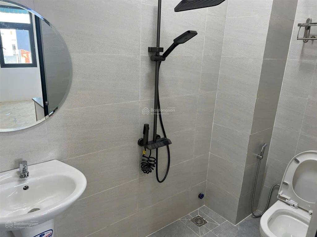 Bán nhà 2 mặt tiền ngũ hành sơn đối diện đại học kinh tế đà nẵng