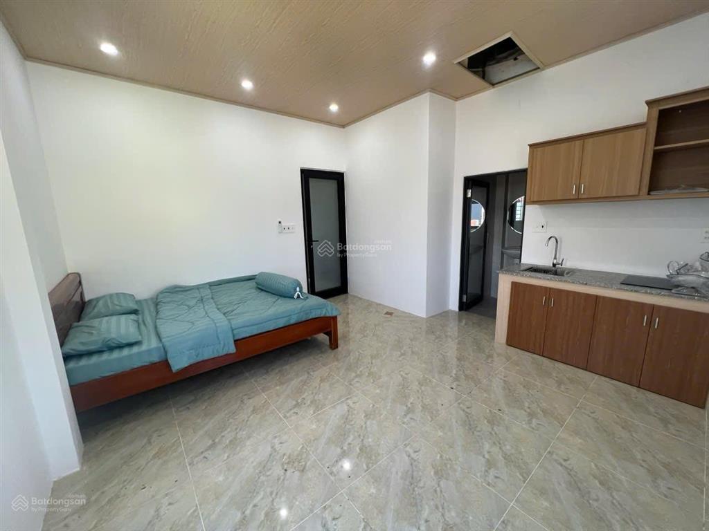 Bán nhà 2 mặt tiền ngũ hành sơn đối diện đại học kinh tế đà nẵng