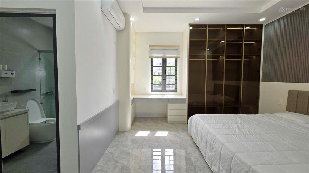 Bán nhà mới khu đô thị đầy đủ nội thất ngang 6m, có sẵn dòng tiền 25triệu/tháng