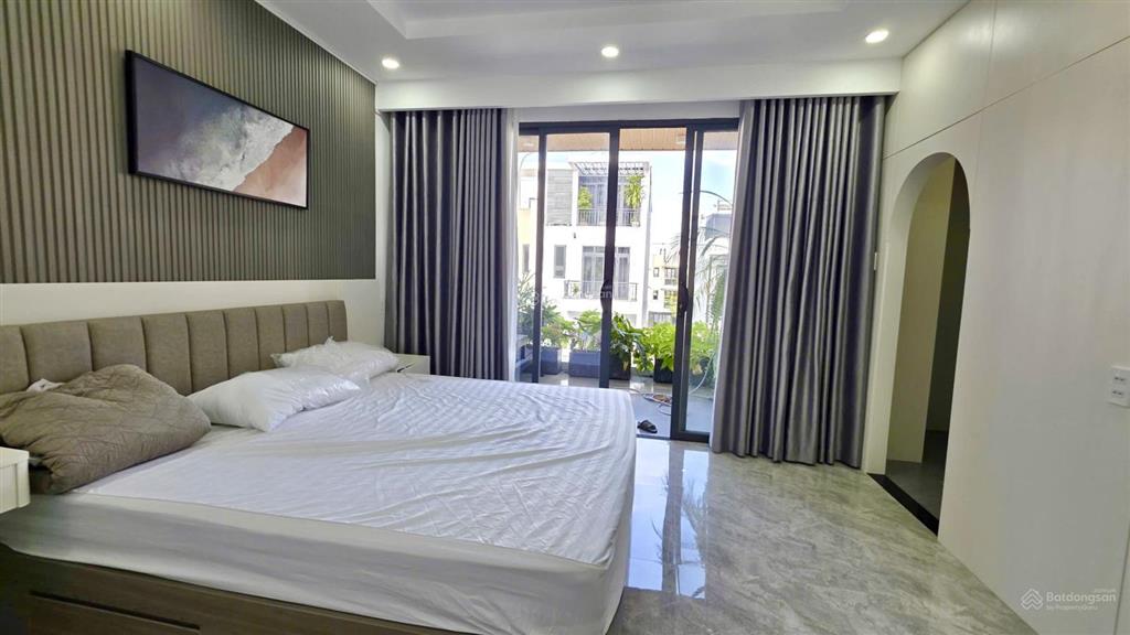 Bán nhà mới khu đô thị đầy đủ nội thất ngang 6m, có sẵn dòng tiền 25triệu/tháng