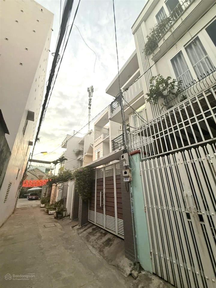 Bán nhà 3 tầng trung tâm nha trang gần siêu thị coopmart