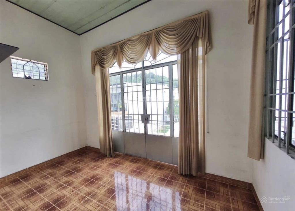 Nhà gần biển nha trang đường ô tô 8m ngang gần 8m giá chỉ hơn 4ty**