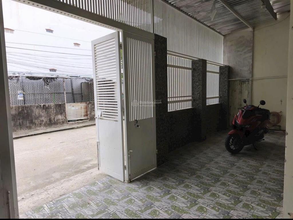 Nhà gần biển nha trang đường ô tô 8m ngang gần 8m giá chỉ hơn 4ty**