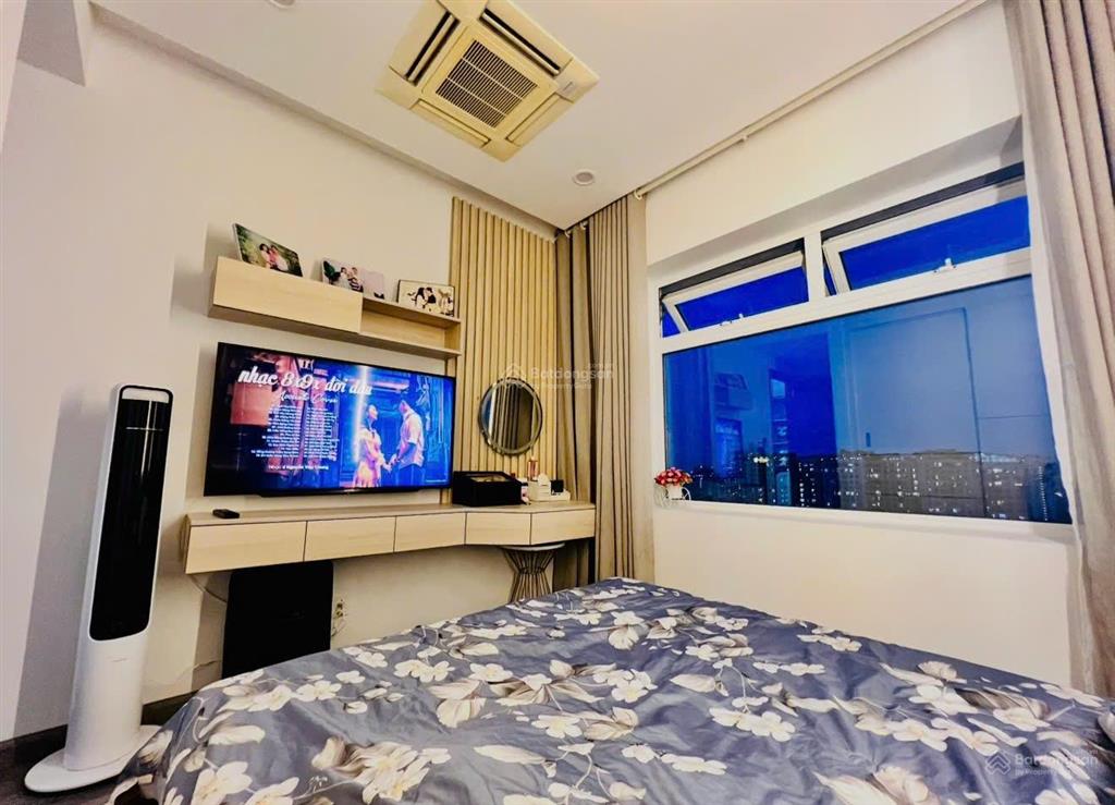 Chính chủ bán nhanh 2pn 70m² view phố hoà bình green city giá chỉ 4,9 tỷ (giá cạnh tranh)