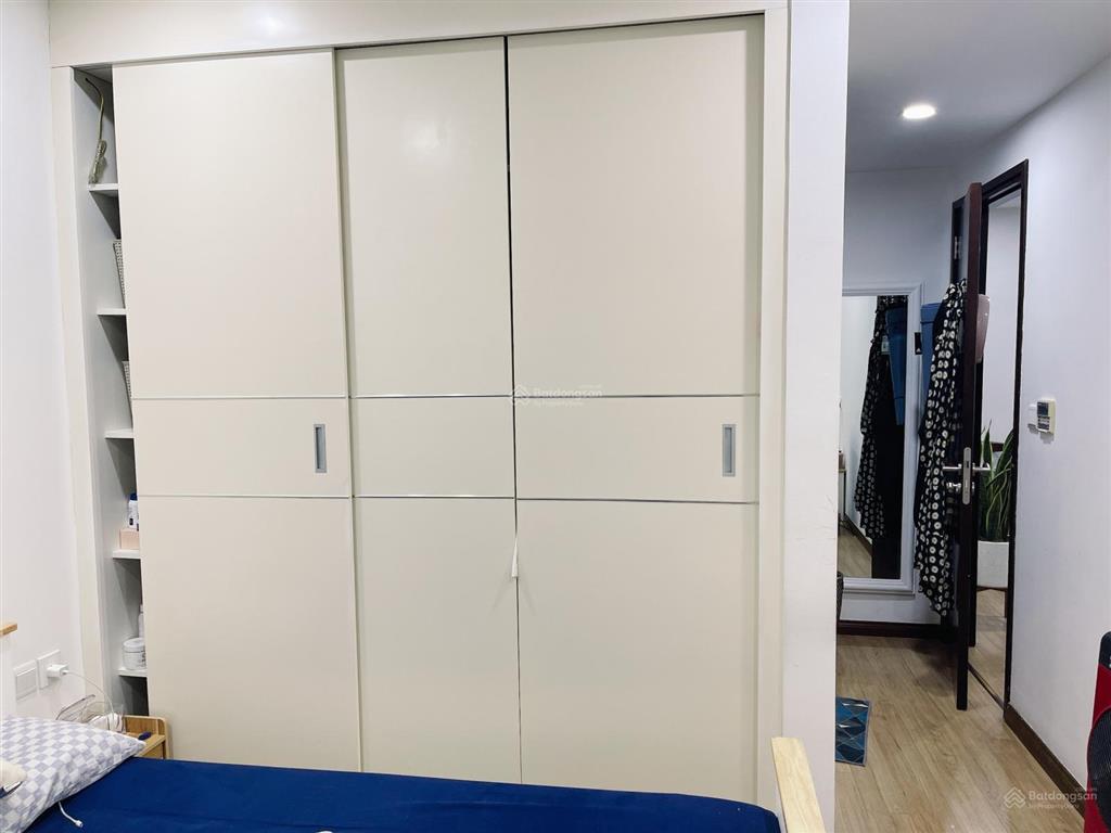 Hòa bình green city bán 2pn 70m2 2wc view sông, nội thất cao cấp, 4,2 tỷ