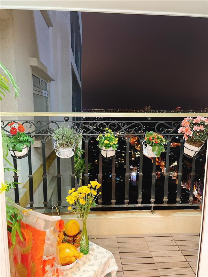 Hòa bình green city bán 2pn 70m2 2wc view sông, nội thất cao cấp, 4,2 tỷ