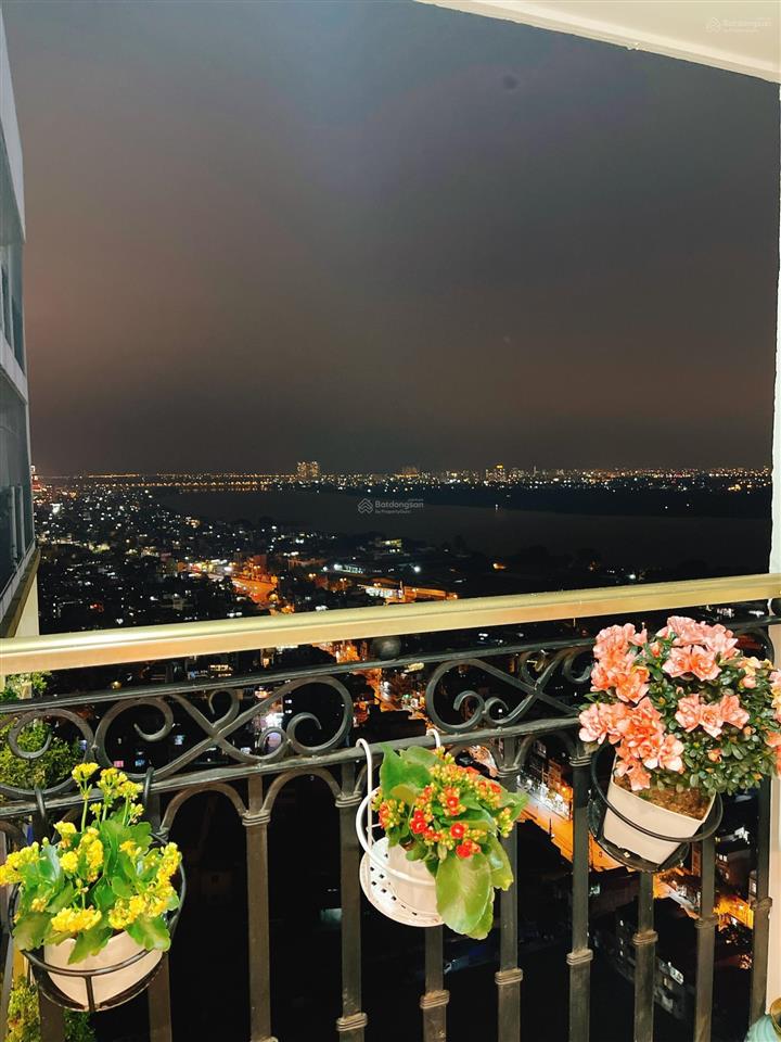 Hòa bình green city bán 2pn 70m2 2wc view sông, nội thất cao cấp, 4,2 tỷ