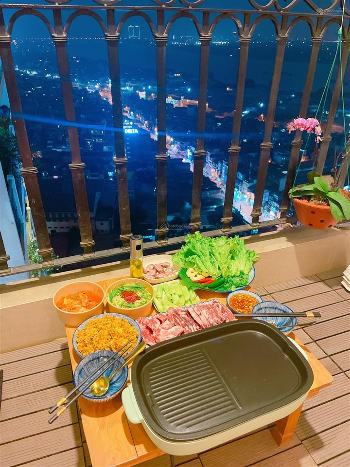 Hòa bình green city bán 2pn 70m2 2wc view sông, nội thất cao cấp, 4,2 tỷ