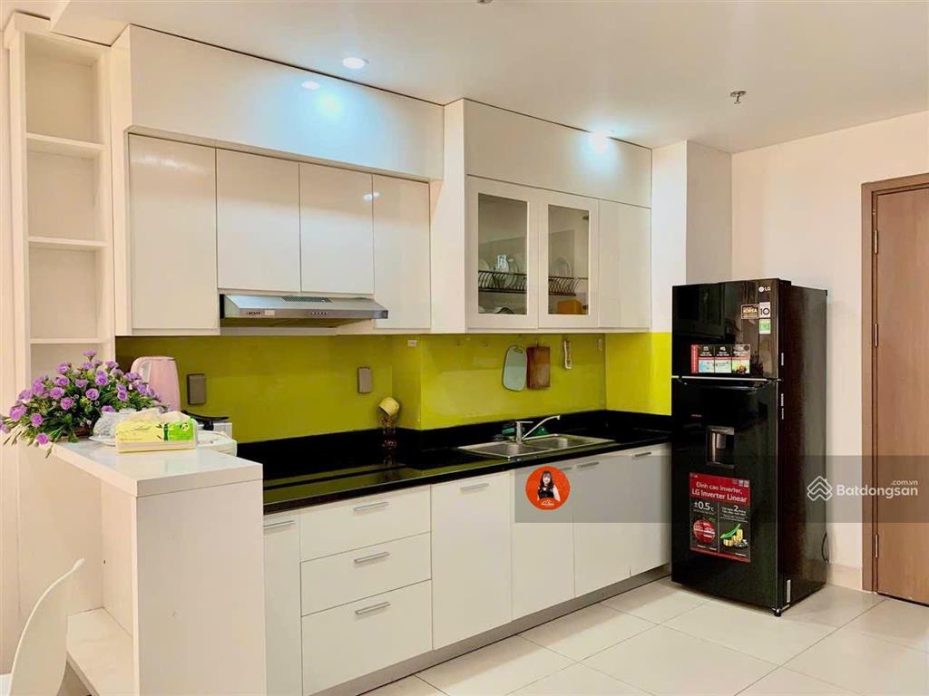 Bán căn hộ 2 phòng ngủ 69m2 view nhà hát lớn  shp plaza 12 lạch tray