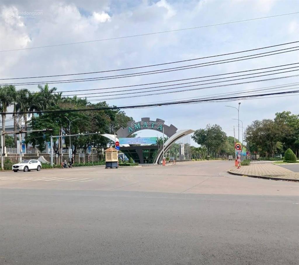 Bán lô đất 3 mặt tiền 6600m2 vị trí gần khu công nghiệp amata, phường long bình cũ