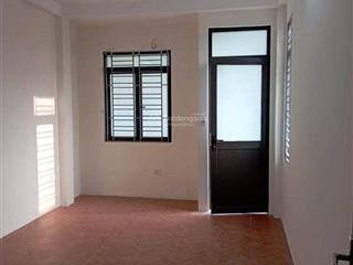 9.5 tỷ  tây thăng long  36.7m2*5t  ô tô đỗ cửa  cạnh bãi đỗ xe, ubnd, chợ, trường học, không qh