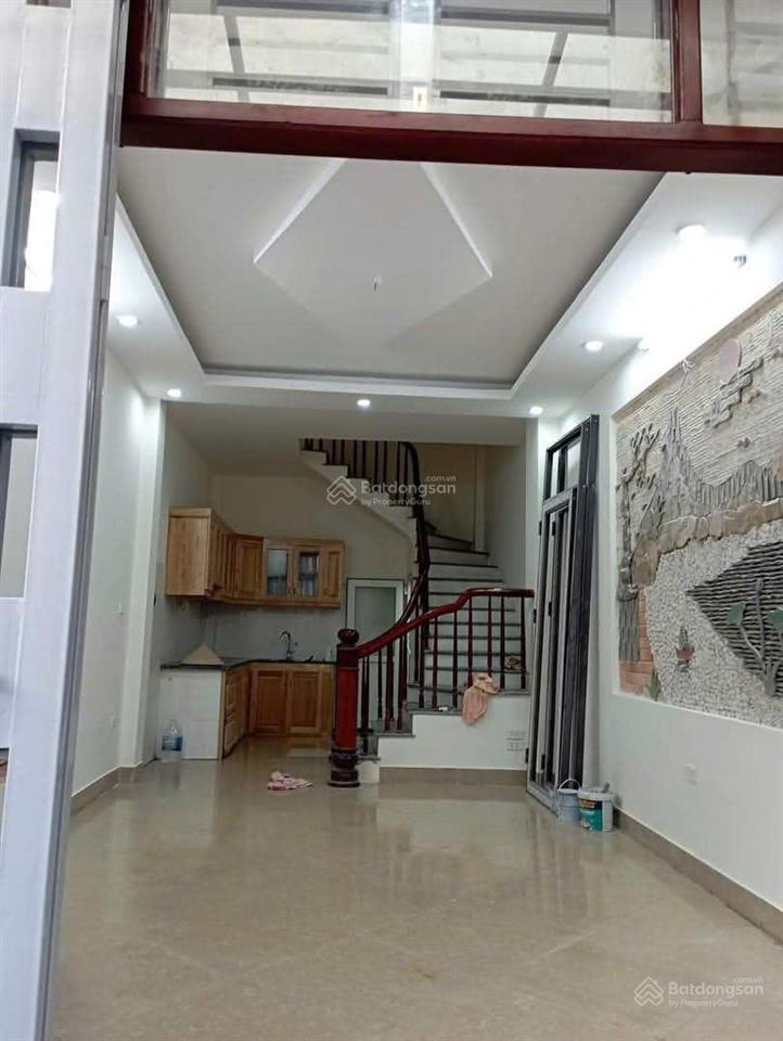 9.5 tỷ  tây thăng long  36.7m2*5t  ô tô đỗ cửa  cạnh bãi đỗ xe, ubnd, chợ, trường học, không qh