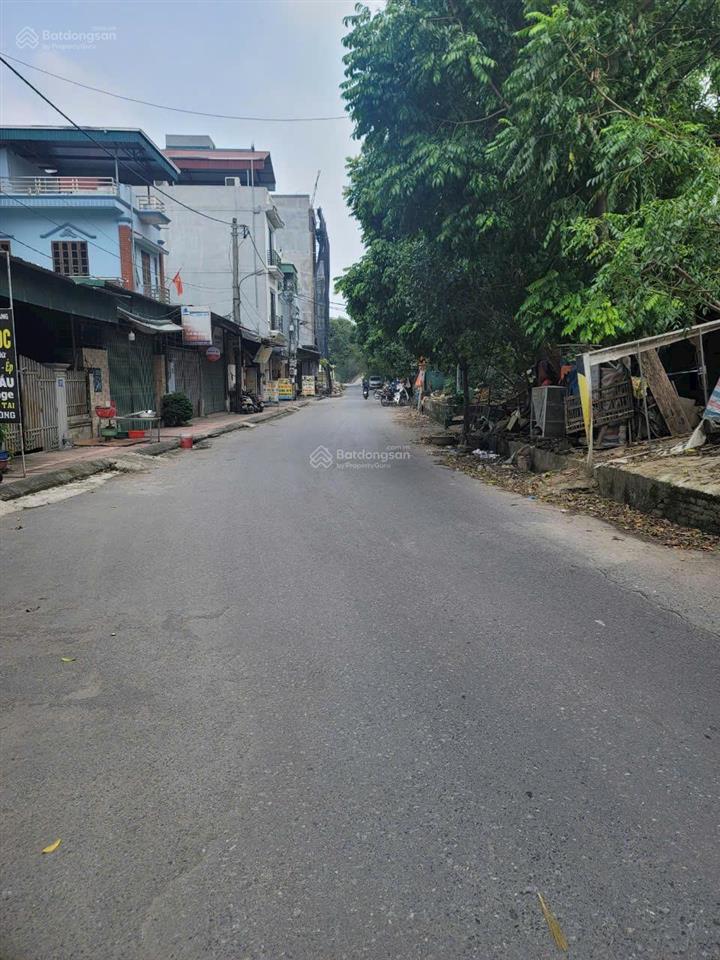 Bán 66m2 đất sđcc tại song phương ngay chân đại lộ thăng long  0902 866 ***