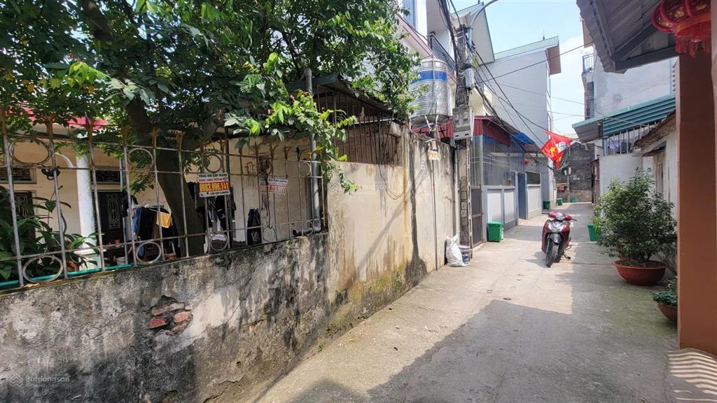 Bán lô đất 2 mặt ngõ tại an hạ  an khánh  giá 7x tr/m2 ngay học viện chính sách