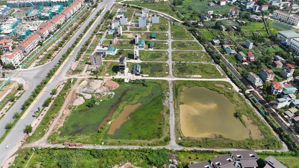 Bán 58m² đất dịch vụ an thượng  đối diện 18 tòa chung cư  học viện chính sách