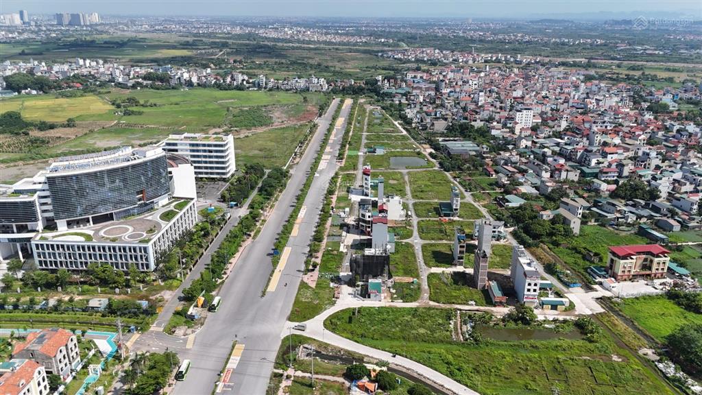 Bán 58m² đất dịch vụ an thượng  đối diện 18 tòa chung cư  học viện chính sách