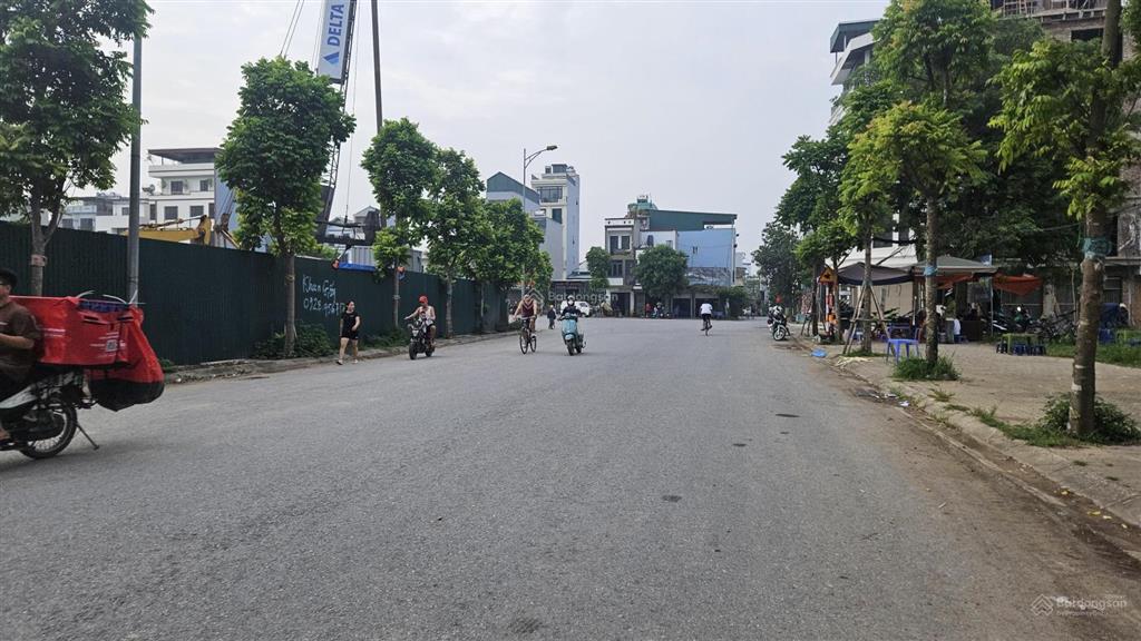 58m² đất dịch vụ ngay hồ điều hòa và công viên  ga metro  đại lộ thăng long