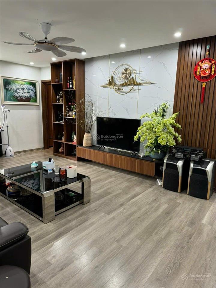 Bán căn góc 3 phòng ngủ chung cư tân việt tầng đẹp full nội thất