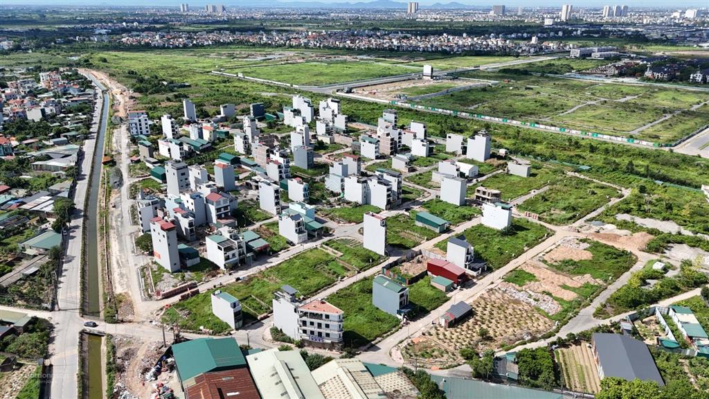 Bán 128m đất dịch vụ song phương xã sơn đồng ngay kđt mailand giá cắt lỗ chỉ 8x tr/m2