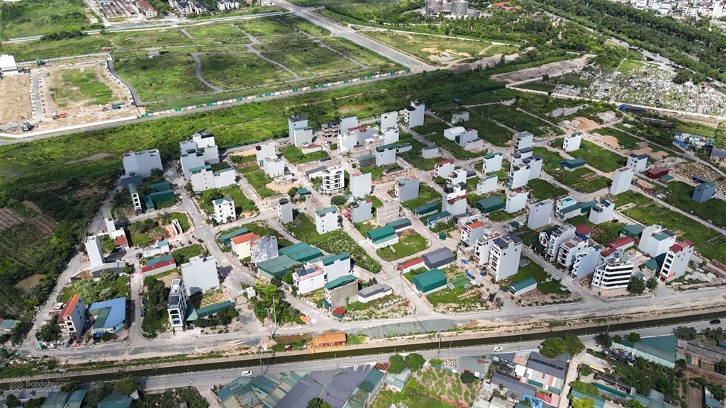 Bán 128m đất dịch vụ song phương xã sơn đồng ngay kđt mailand giá cắt lỗ chỉ 8x tr/m2