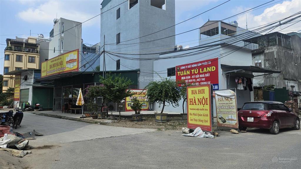 Bán 37m2 lô góc đất dịch vụ yên lũng  ngay đại lộ thăng long  ga metro