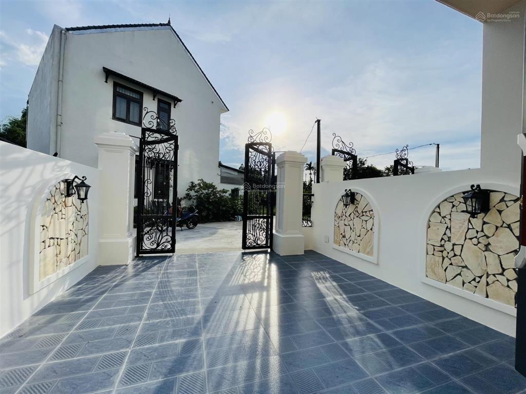 Bán căn biệt thự 3 tầng đẹp, full nội thất khu quy hoạch đồng cát  thủy xuân  huế