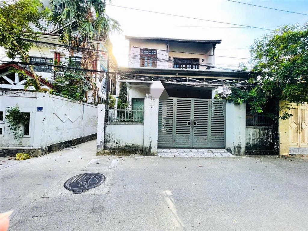 Bán nhà 2 tầng 2 mặt thoáng gần trường chinh  huế  137m ngang 7.5m