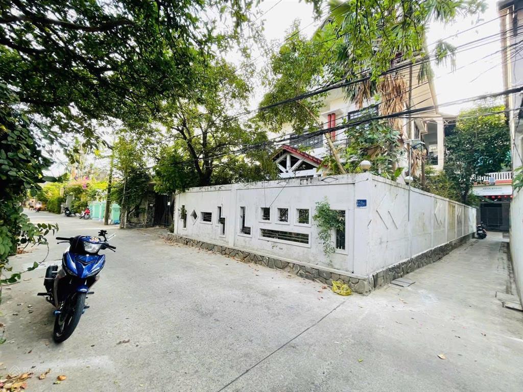 Bán nhà 2 tầng 2 mặt thoáng gần trường chinh  huế  137m ngang 7.5m