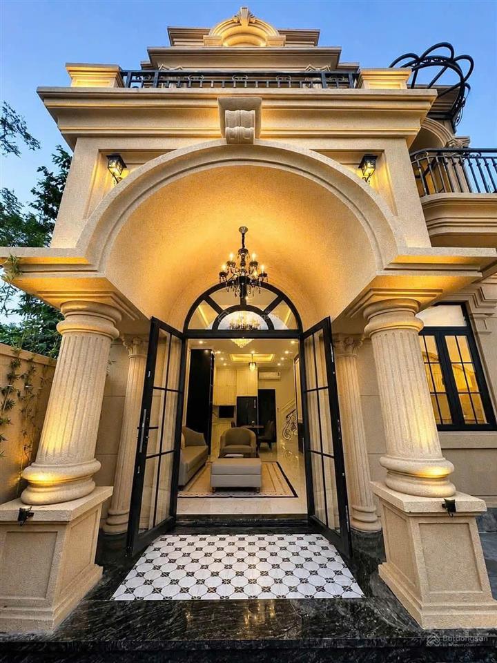 Villa tân cổ điển tâm huyết full nội thất  nguyễn khoa chiêm  chỉ 3,x tỷ