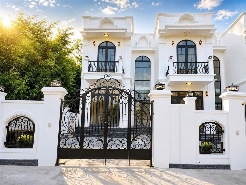Villa 2 tầng kiệt ô tô minh mạng gần cầu lim  132m2 ngang 6m. full nội thất  chỉ 2, x tỷ
