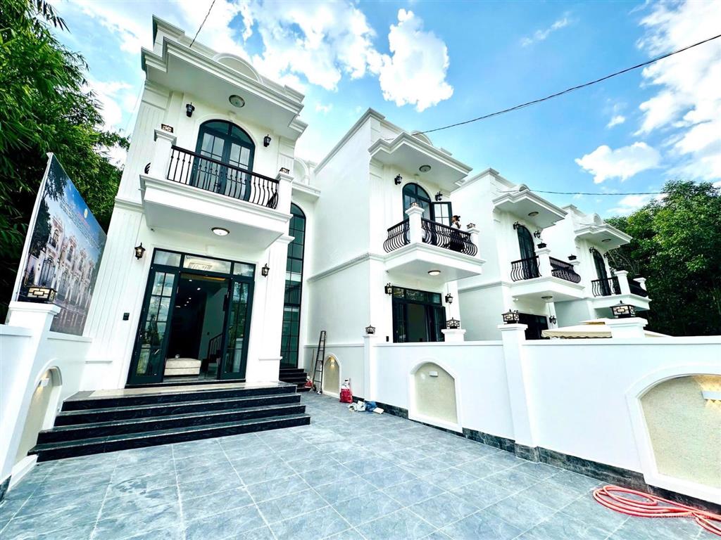 Villa 2 tầng kiệt ô tô minh mạng gần cầu lim  132m2 ngang 6m. full nội thất  chỉ 2, x tỷ