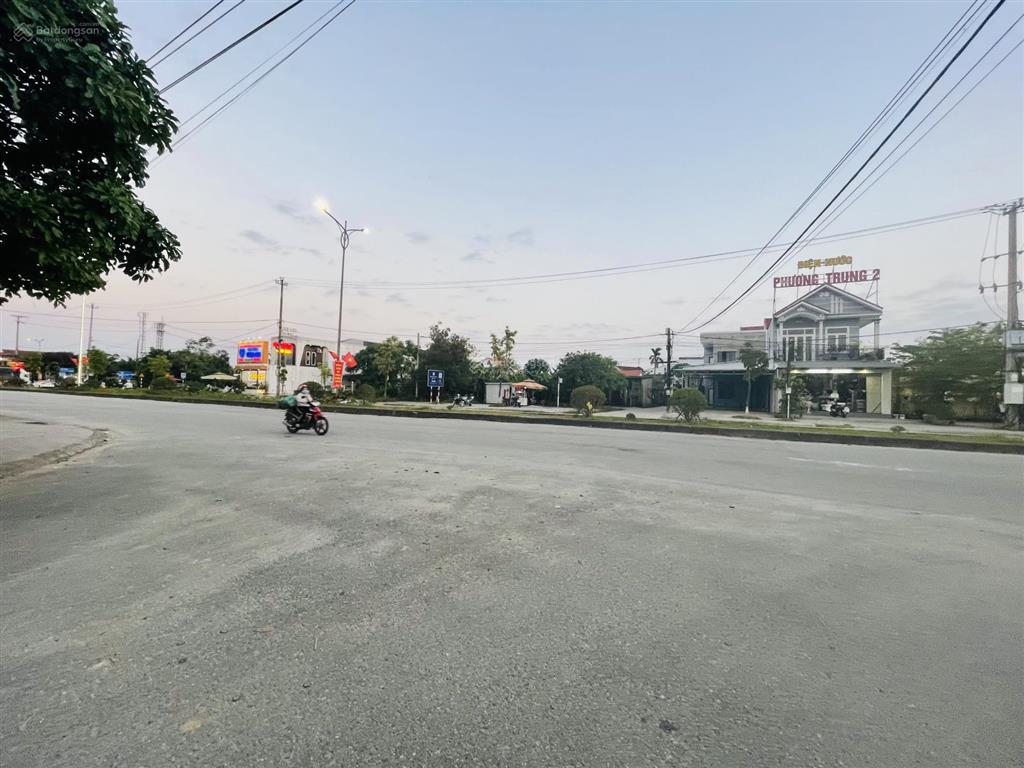 Lô đất đẹp  kqh dưỡng mong  gần nhà hàng duyên anh. 121m ngang 5.5m