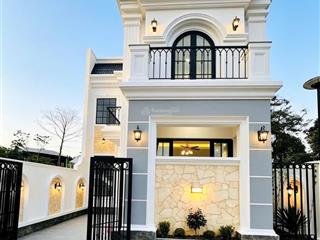 Căn villa tân cổ điển kiệt ô tô vũ ngọc phan, p. thủy xuân, tp huế.