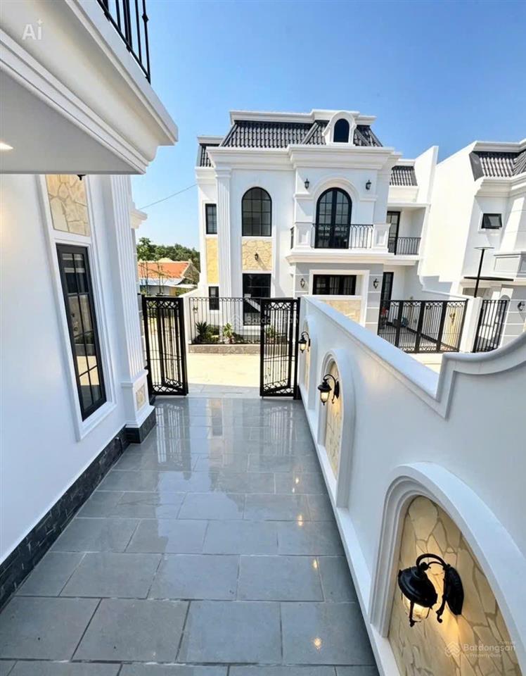 Căn villa tân cổ điển kiệt ô tô vũ ngọc phan, p. thủy xuân, tp huế.