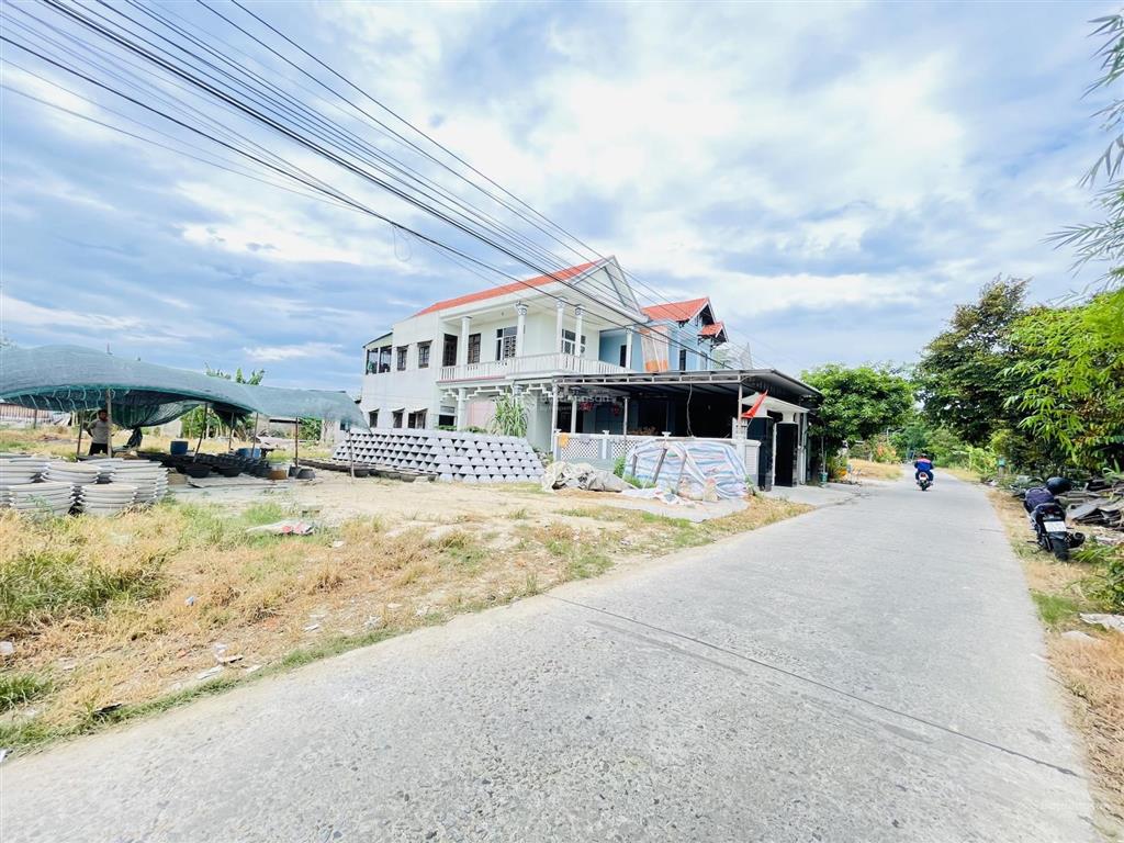 Bán đất mặt tiền view sông như ý  242m2 ngang 9m  thanh thuỷ  huế.13tr/m