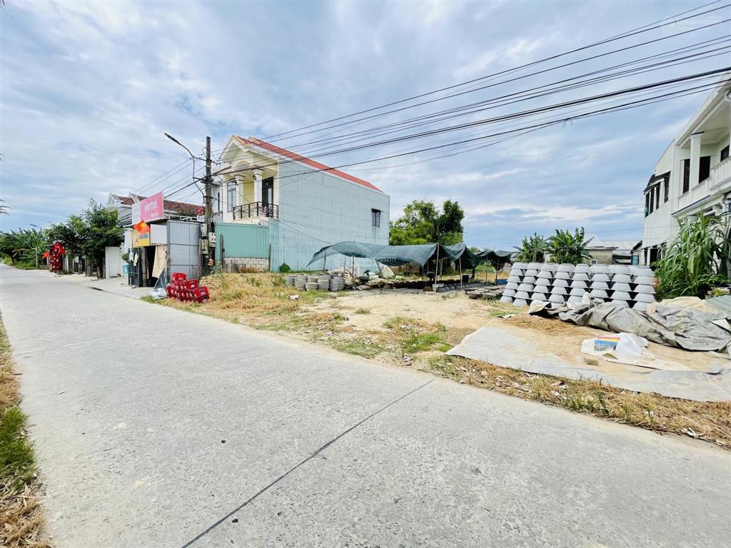 Bán đất mặt tiền view sông như ý  242m2 ngang 9m  thanh thuỷ  huế.13tr/m