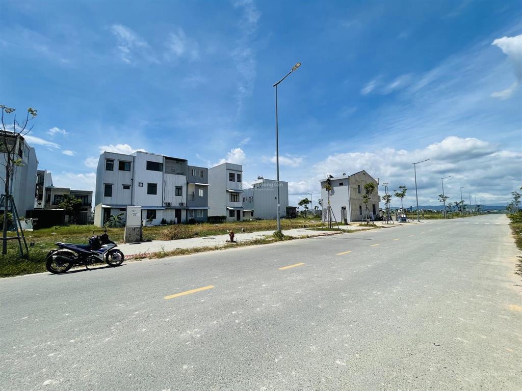 Bán đất kqh hương sơ kv9  hương khê  tp huế. 70m2  1,2x tỷ