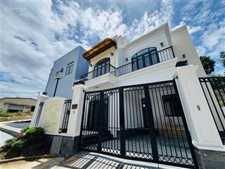 Villa tân cổ điển, view đẹp tại lê ngô cát, huế. 100m ngang 8m full nội thất