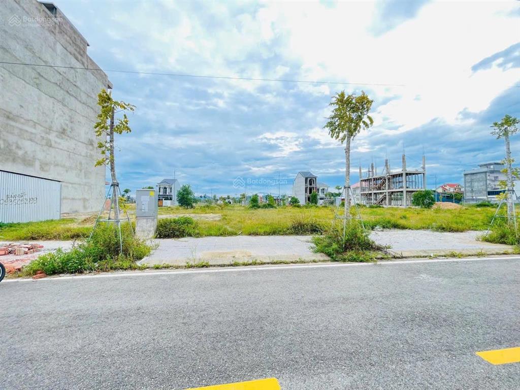 Lô đất đẹp kqh thuỷ thanh  ott8  9  đối diện fpt  175m2 ngang 7m  không ngập lụt