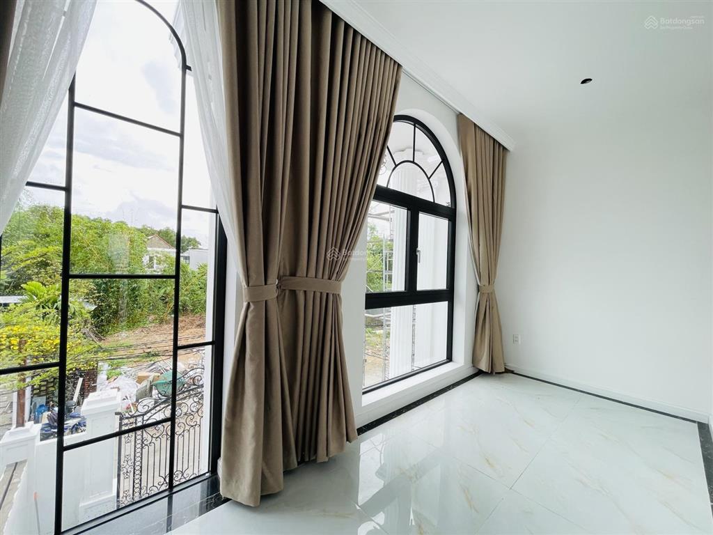 Cặp song sinh tân cổ điển thiên thai, an cựu, tp huế. 125m2 ngang 5.3m. chỉ 3, x tỷ