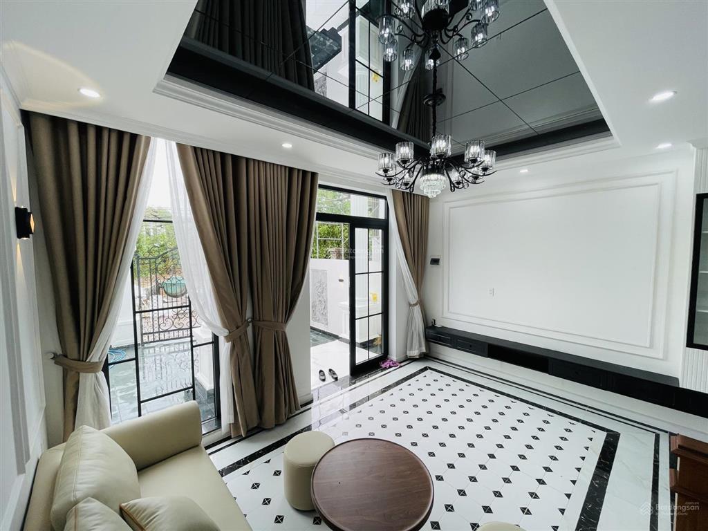 Cặp song sinh tân cổ điển thiên thai, an cựu, tp huế. 125m2 ngang 5.3m. chỉ 3, x tỷ