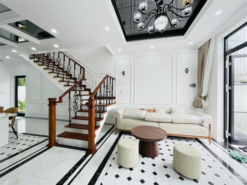 Cặp song sinh tân cổ điển thiên thai, an cựu, tp huế. 125m2 ngang 5.3m. chỉ 3, x tỷ