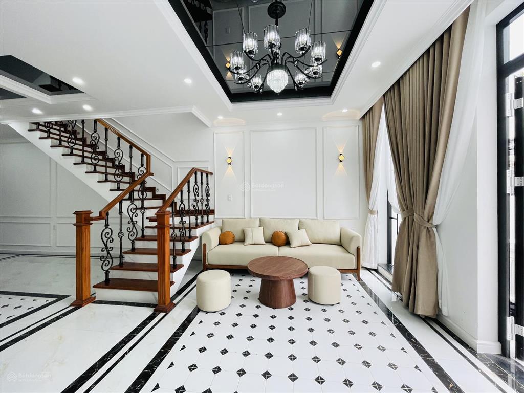 Cặp song sinh tân cổ điển thiên thai, an cựu, tp huế. 125m2 ngang 5.3m. chỉ 3, x tỷ