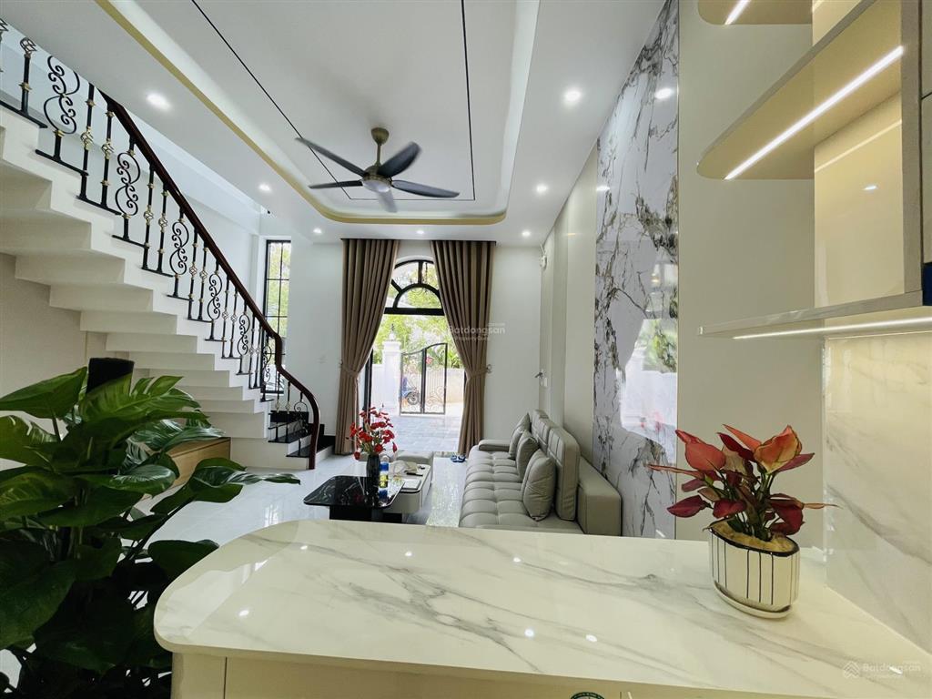 Chỉ 2,x tỷ sở hữu ngay nhà 2 tầng phong cách tân cổ điển  full nội thất, vũ ngọc phan  tp huế
