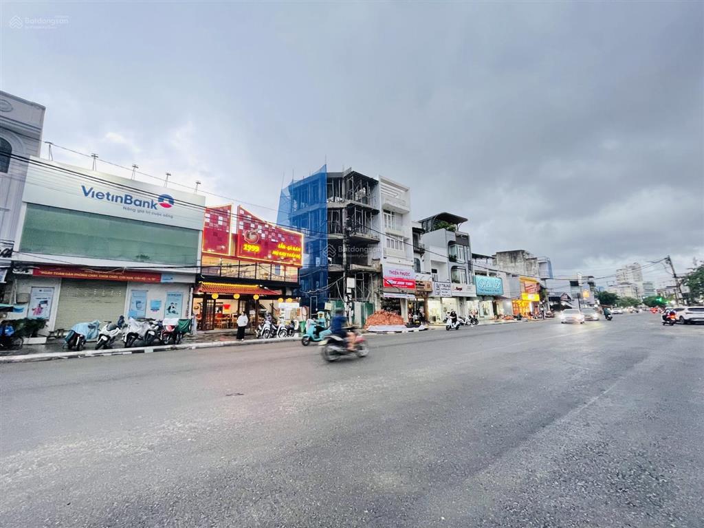 Mặt tiền kinh doanh sầm uất nguyễn lương bằng vài bước chân ra phố bà triệu nhộn nhịp cả ngày
