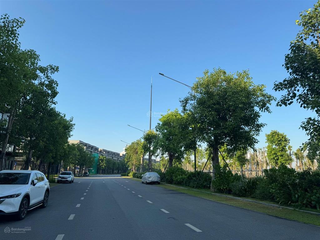 Cắt lỗ sâu 800tr bán căn xẻ khe đại lộ hùng vương  eco central park vinh  nghệ an 0941 358 ***