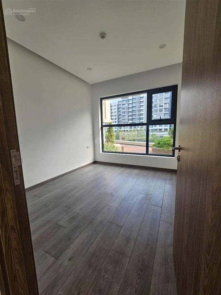 Bán căn 2pn, 85m2, 7,5 tỷ, ntcb, có ô xe hơi diamond plus celadon city gần sân bay tsn, hcm