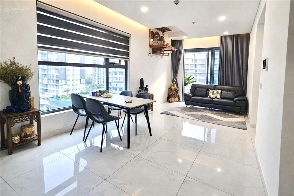 Cho thuê 2pn, 88m2, giá 20tr, full nt + ô xe hơi + giarm 25% pql diamond alnata plus celadon city