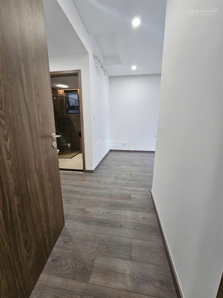 Bán căn trệt góc 2pn, 96m2, diamond centery, ntcb kèm 1 ô xe hơi, celadon city, yên tĩnh cho ông bà