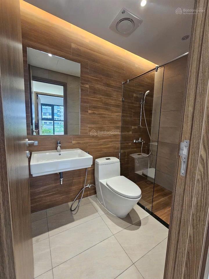 Bán căn trệt góc 2pn, 96m2, diamond centery, ntcb kèm 1 ô xe hơi, celadon city, yên tĩnh cho ông bà